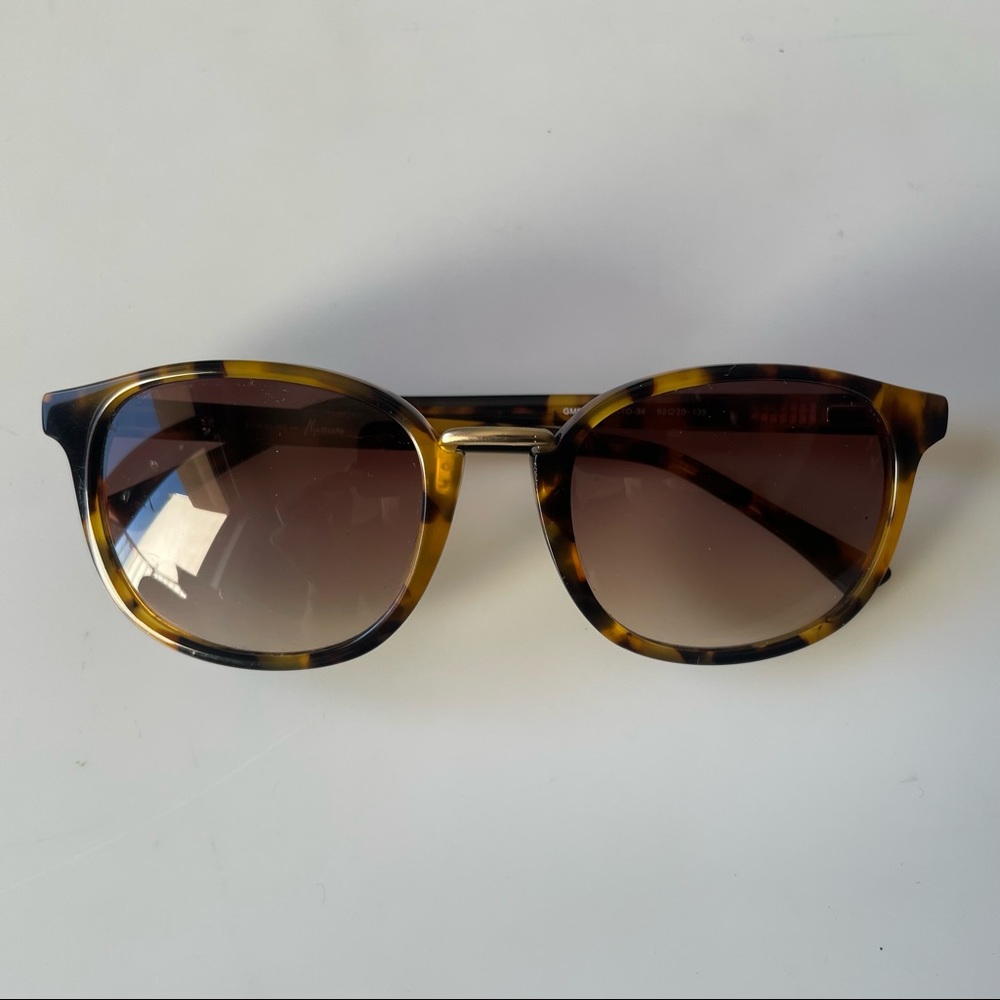 Elin Kling For Marciano Tortoise Sunglasses 52-20-135